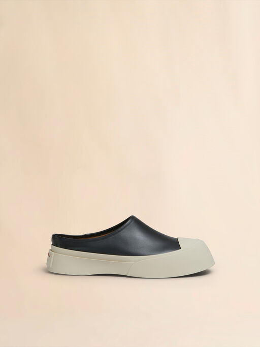 Black leather Pablo sabot - Sneakers