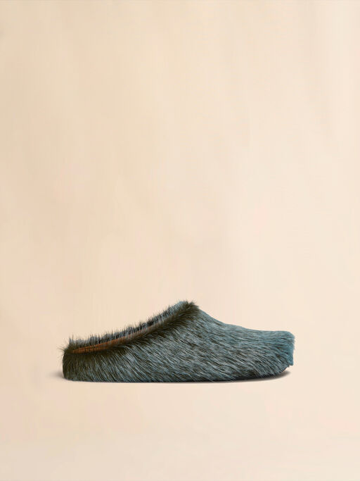 Blue-grey long hair calfskin Fussbett sabot - Clogs